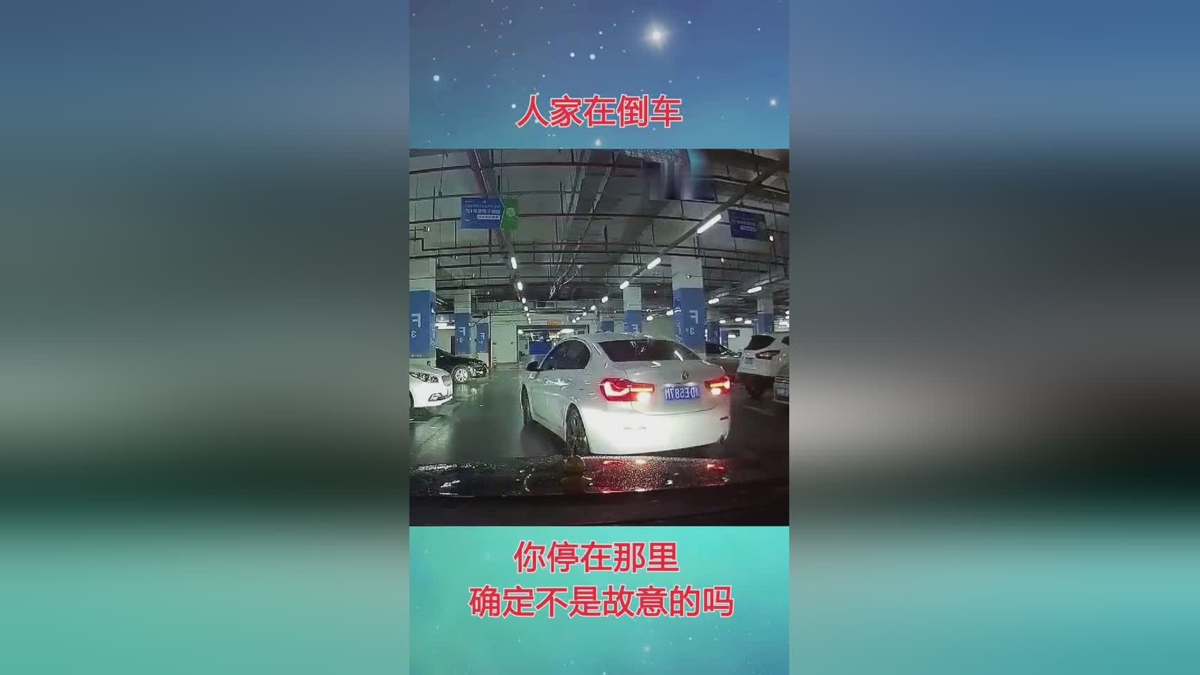 穆尼斯，穆尼斯丹的厨房不是一个独立的宫殿，你可以在那里制作不锈钢