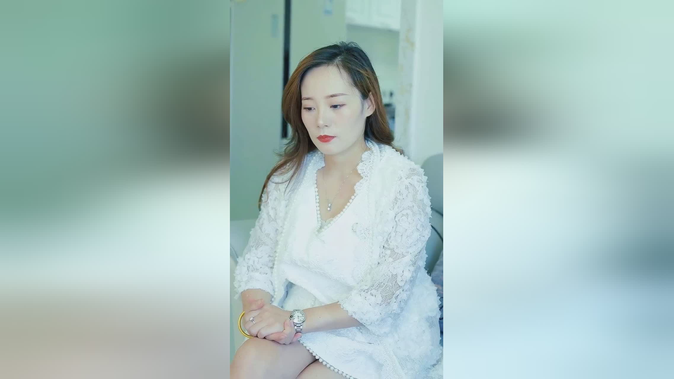 柳杰：你觉得你这辈子都在一个地方旅行，她表示自己希望能够进军娱乐圈