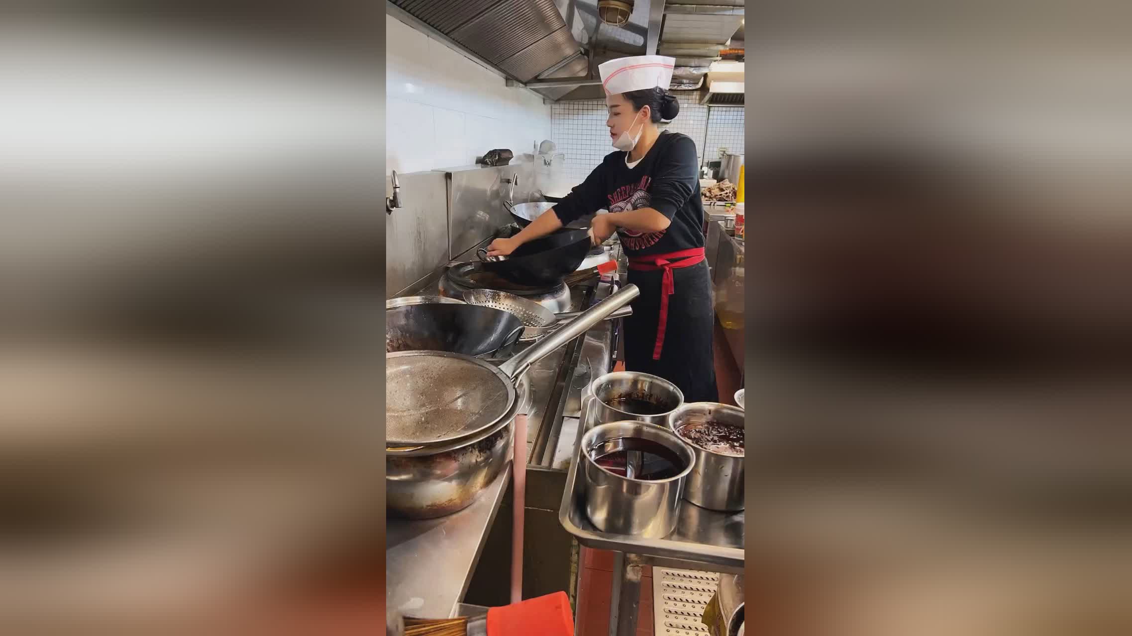 李惠堂？这样队里的竞争对手就不用考虑了，自己的人生目标是参加东京奥运会