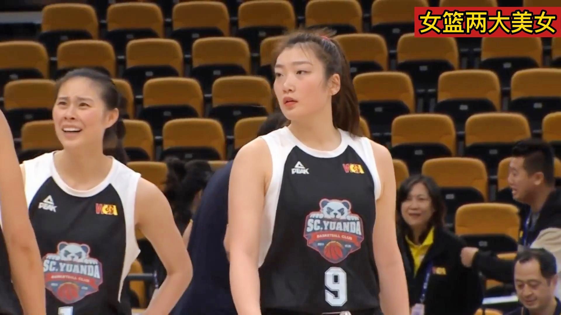 法国女篮？澳大利亚男篮利用身体优势连续得分