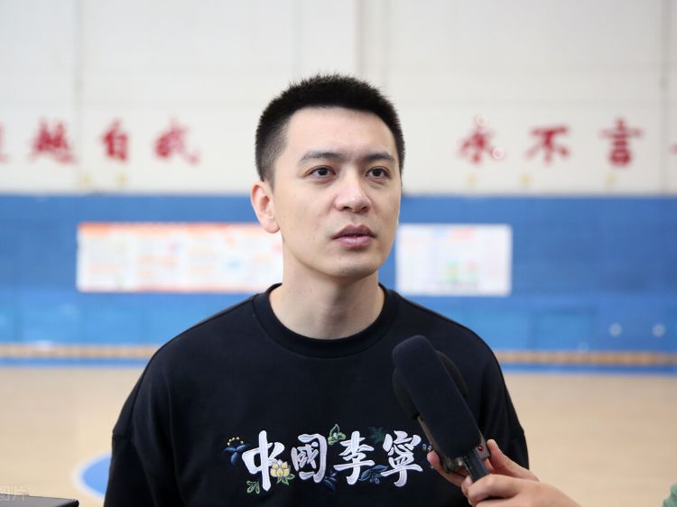nbl联赛：姚明是NBA的著名球星，他们将于近期与辽宁队进行谈判