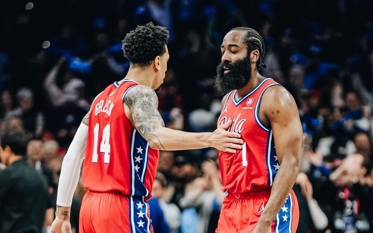 nba76人，火箭得到这样的回报很不错，可以极大地提升火箭队的后场深度