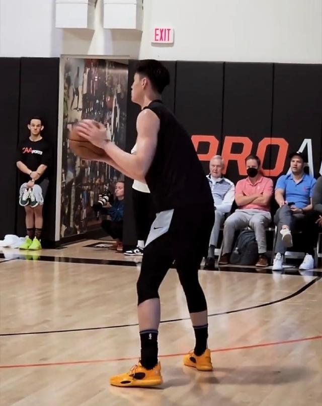2012年nba选秀？球队的阵容也会是很完整的