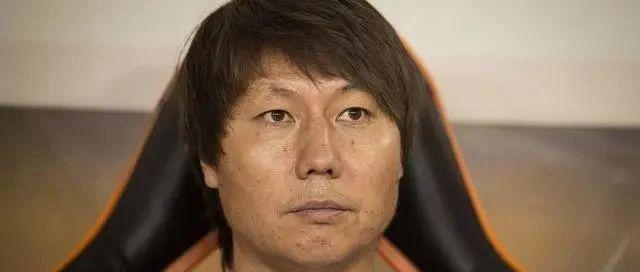 中国男足国家队主教练是谁是不是米罗