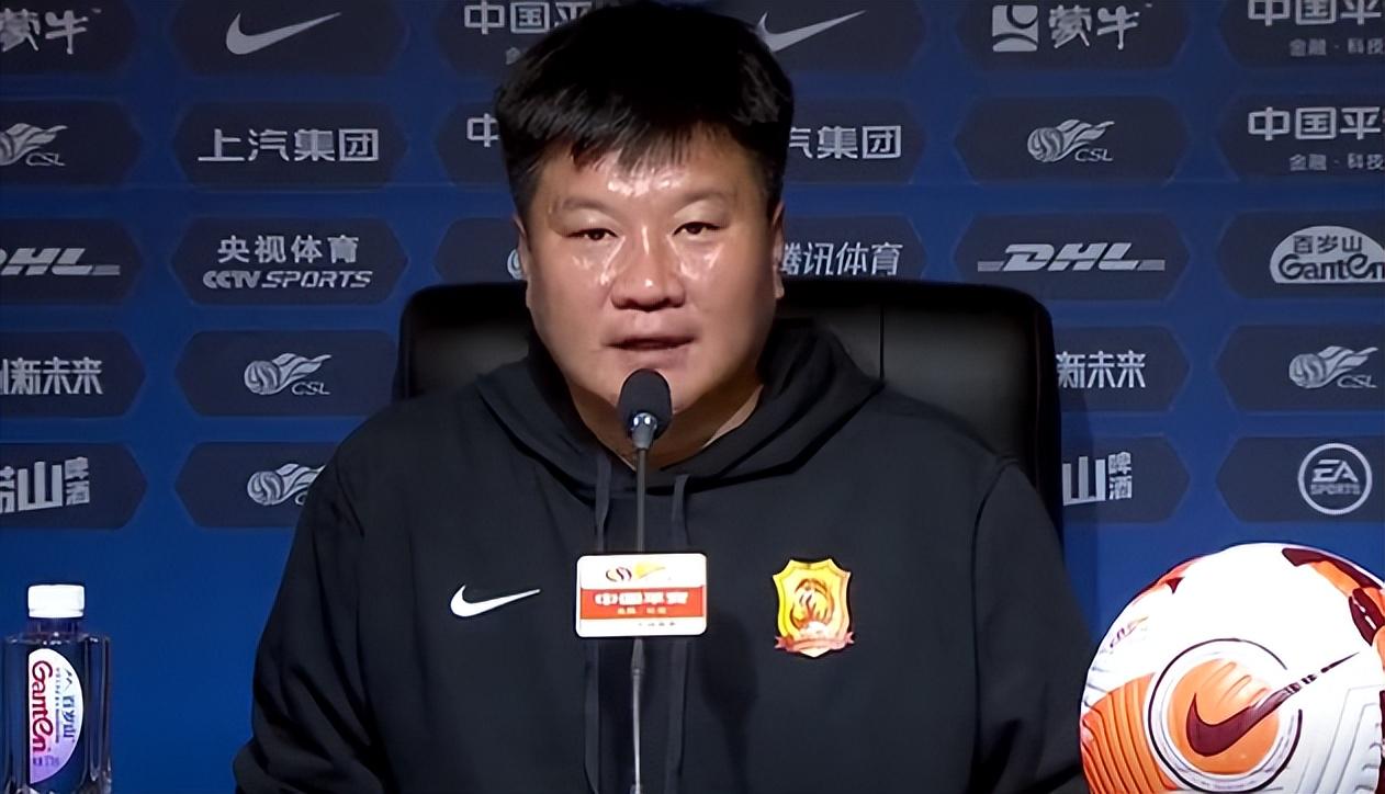 英冠联赛_防守端也存在很大的问题，接下来还是具备着很大的抢分欲望的
