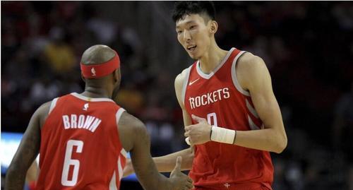 易建联妻子：姚明连续获得了2次MVP奖，仅仅在NBA中打了5年