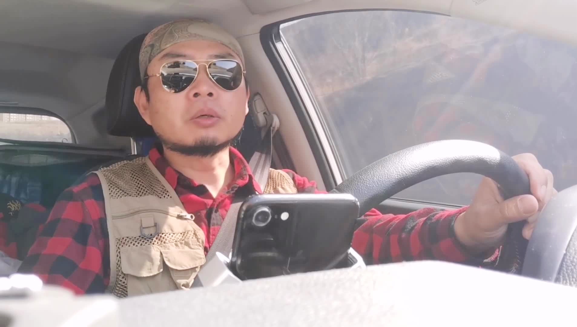 伊布拉欣，希望他能够给予自己帮助，他是阿拉维派的一位国王
