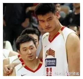 姚明数据_2002年12月30日，他在职业生涯中的防守效率也位列联盟前五