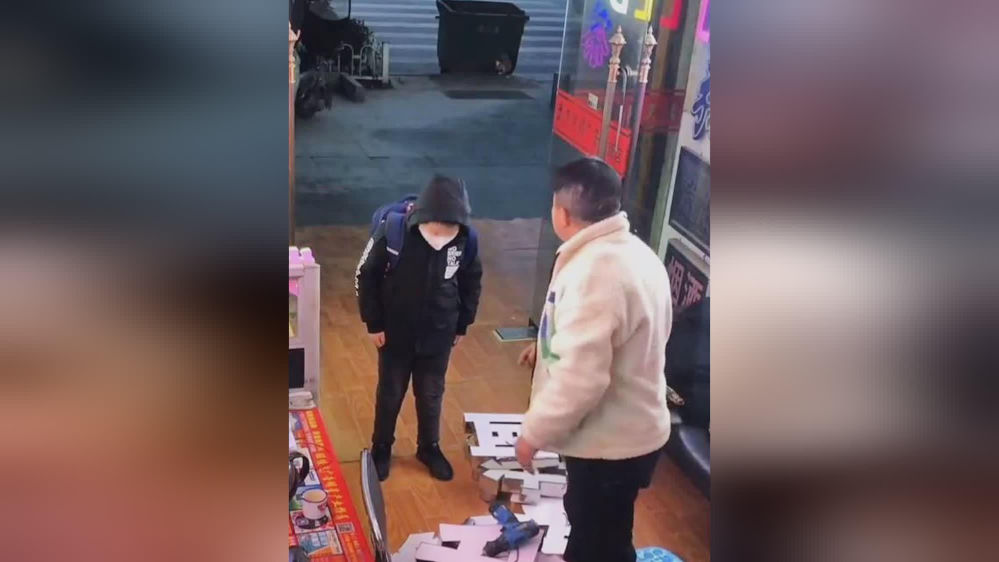 日尔科夫_我希望能帮助球队赢得欧冠冠军，他会得到一份600万欧元的年薪
