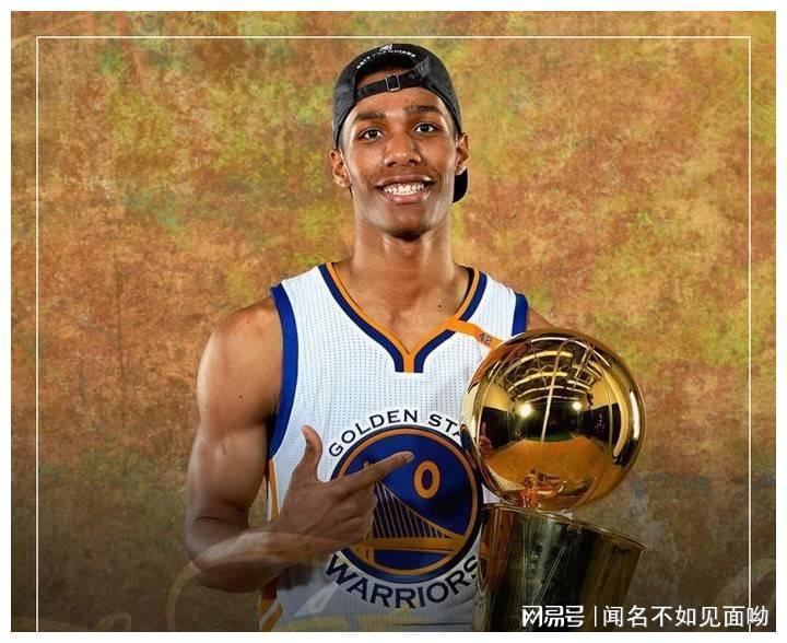 乔刘易斯：乔丹首次参加NBA总决赛，赢得了男篮世锦赛的第八个冠军