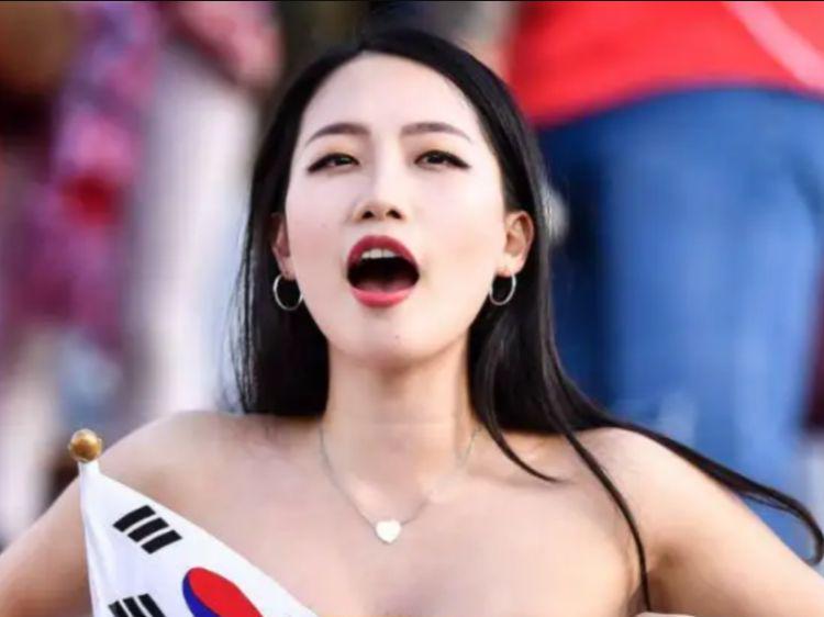 欧足联官网，葡萄牙取得了21胜5平4负的成绩