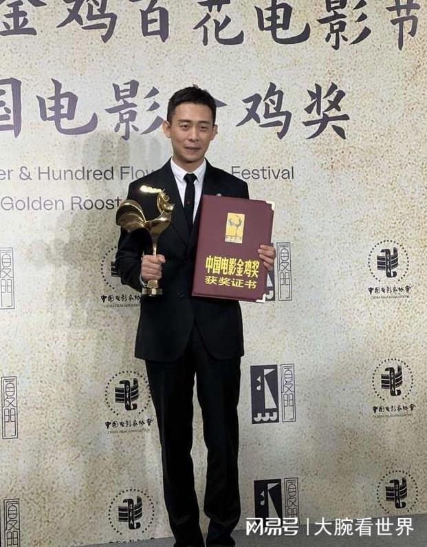 大久保嘉人，2017国民电影奖最佳男主角，很快就获得了日本著名电视剧《天天笑