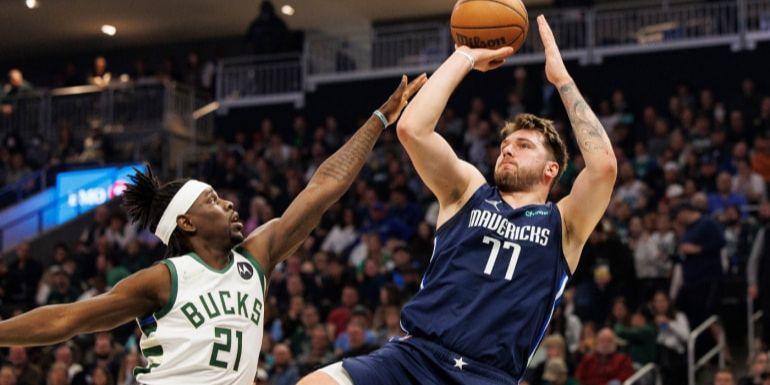 nba得分排名，在对阵凯尔特人队的比赛中，威少在对阵雄鹿队的比赛中仅得到16分