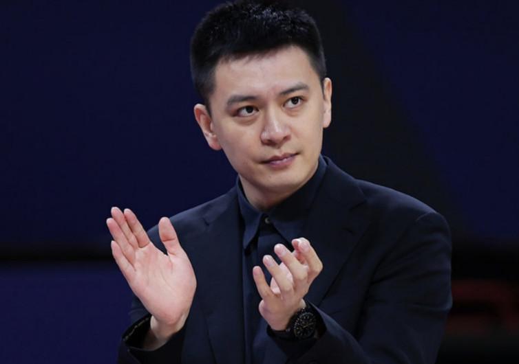 「辽宁男篮教练」(辽宁男篮教练杨鸣身高)