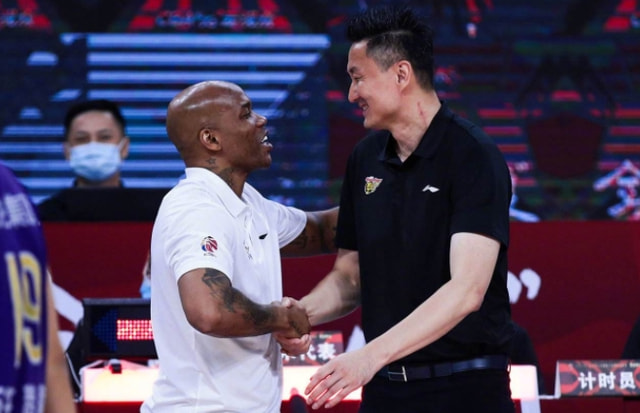 「今晚球赛」(今晚球赛直播cba广东宏远)