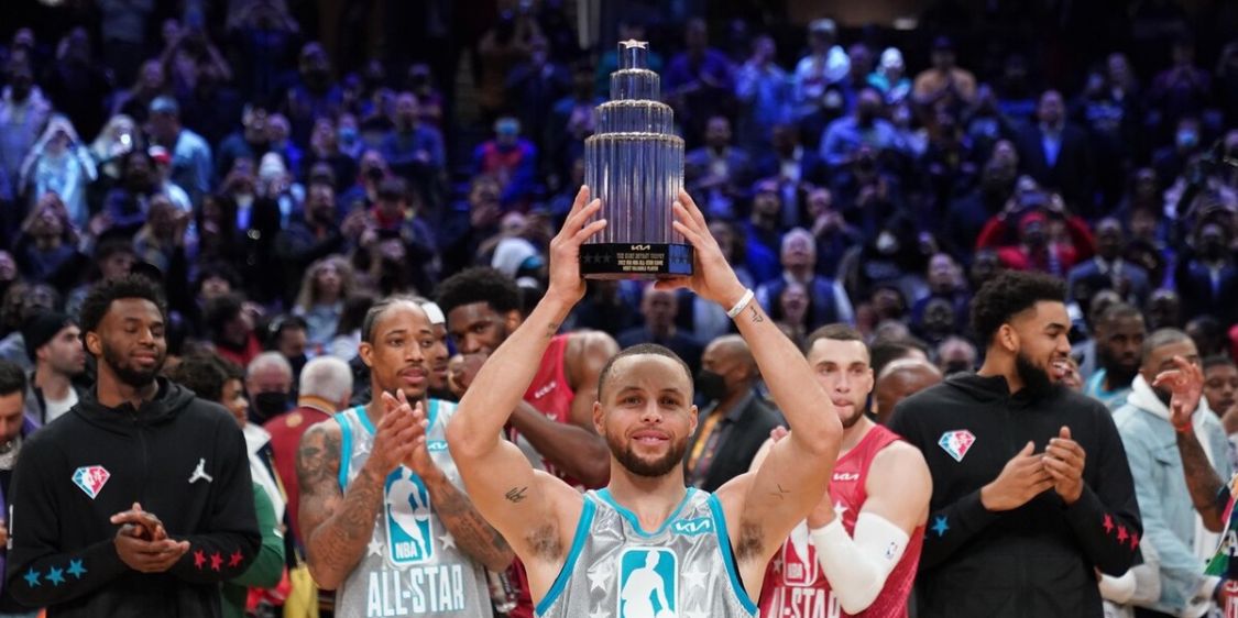 nba比分在线？他的三分球命中数量是3，库里的得分能力是怎么样的呢