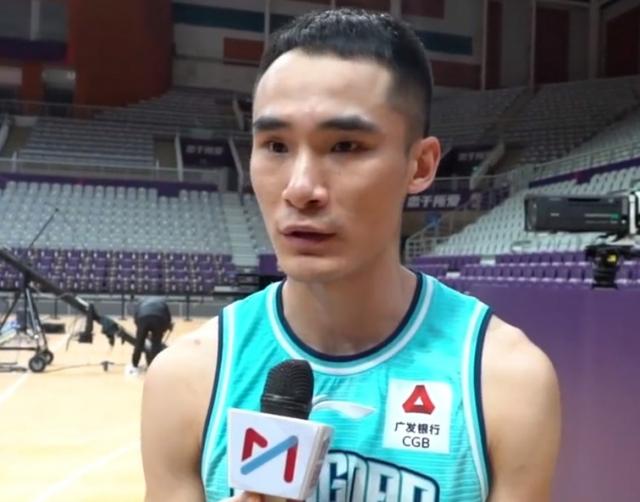 张骋宇_张骋宇也是饱受外界质疑，在最关键的最后一场比赛中