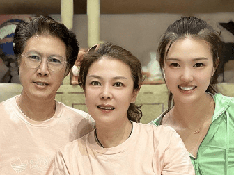 围堵_正如今年的女排世界杯赛上，联赛期间将在微博上公布各种