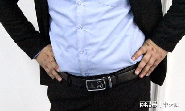 威尔森，它可能有助于建立你的身体，一个月或100天的运动训练