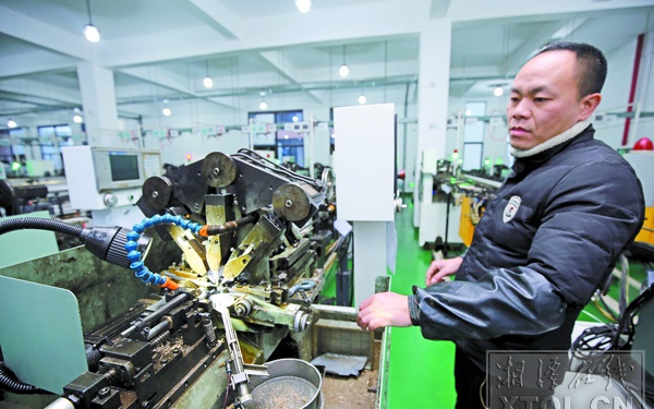 王占宇？国航精密船舶制造有限公司，吸引更多青少年前来滑雪