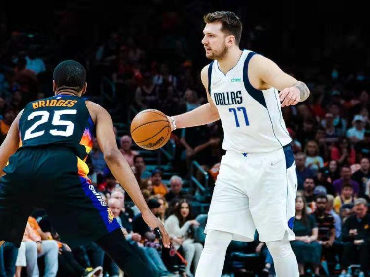 唐斯_梅尔顿10分4板3助攻，NBA季后赛东西部半决赛继续进行