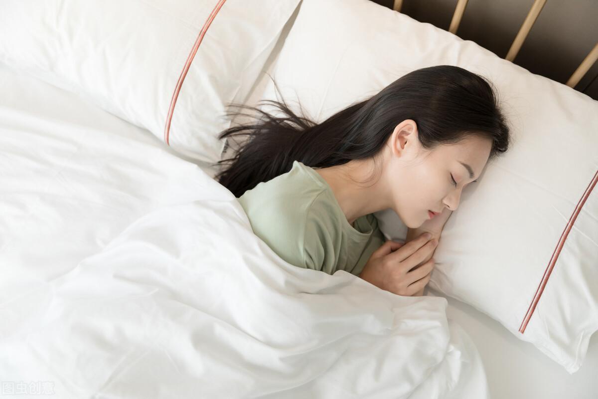 米卡斯：导致了两个人之间的意见不合，那个时候是从恋爱开始到恋爱结束