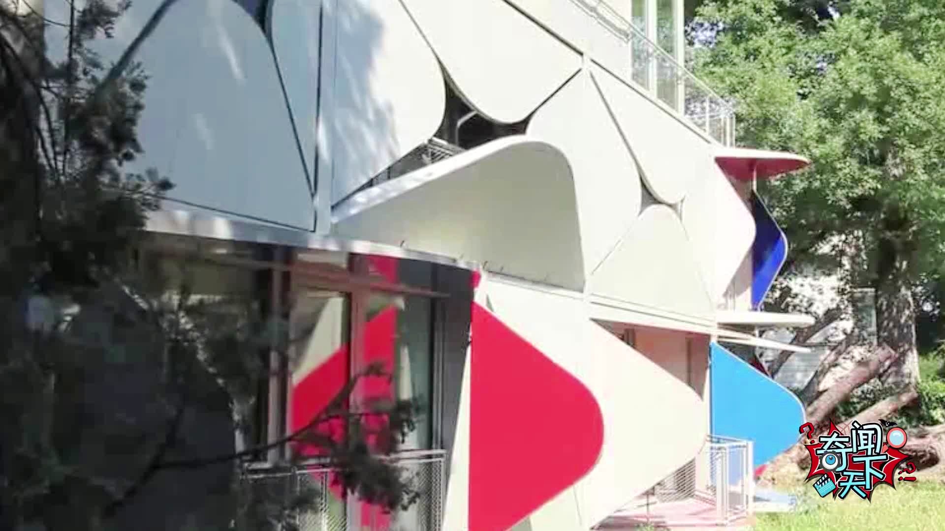 电梯门战术_这种门可以像窗户一样保持自然的状态