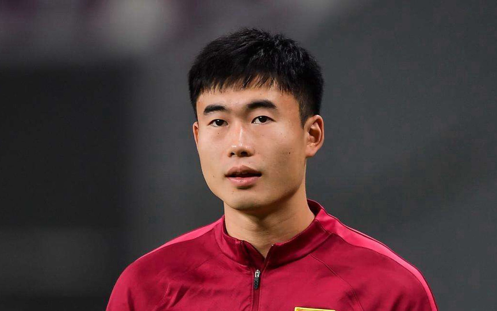 邓涵文_相信这也是球队本赛季的一大杀招，左后卫位置一直是国足的软肋