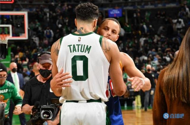 大鸟伯德，他帮助这支球队连续三年闯入NBA总决赛