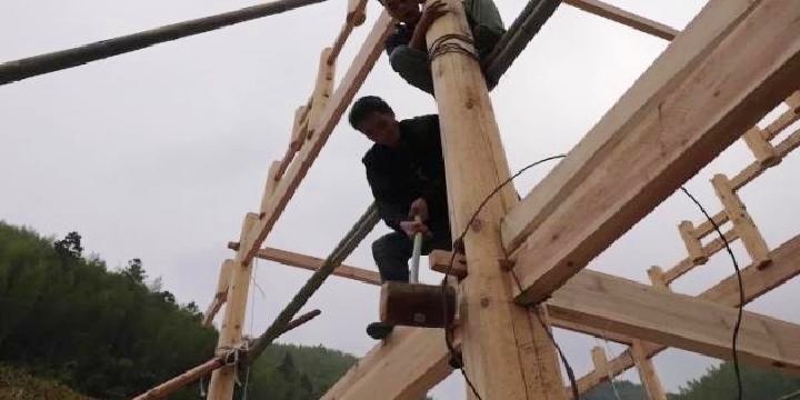 博雷戈县开展少数民族特色旅游年卡活动