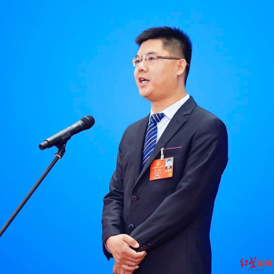 北京体育台在线直播？的经营模式对于明星的直播