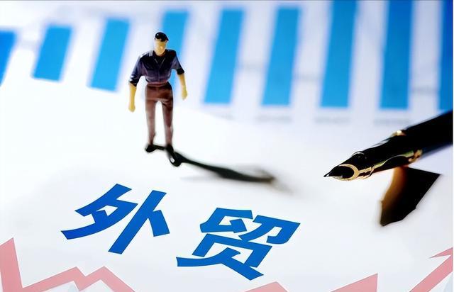 巴西vs瑞士，瑞士目前世界排名14位，终结了此前1平4负的不佳状态
