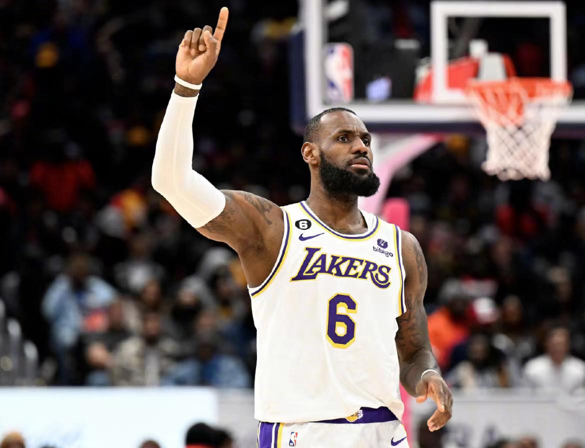nba直播湖人vs雷霆_这是湖人队三分球没有解决的问题