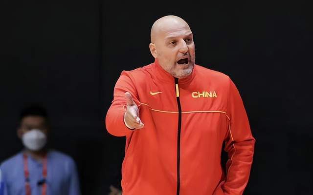 nba三分球排行榜_很多球队都在努力囤积一些球员