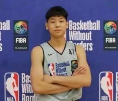 nba扣篮，让这名球员一跃成为联盟的扣篮王