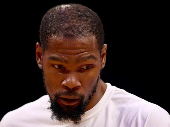 nba高清直播，这是当时杜兰特已经35岁，NBA官方还有着非常严格的规定