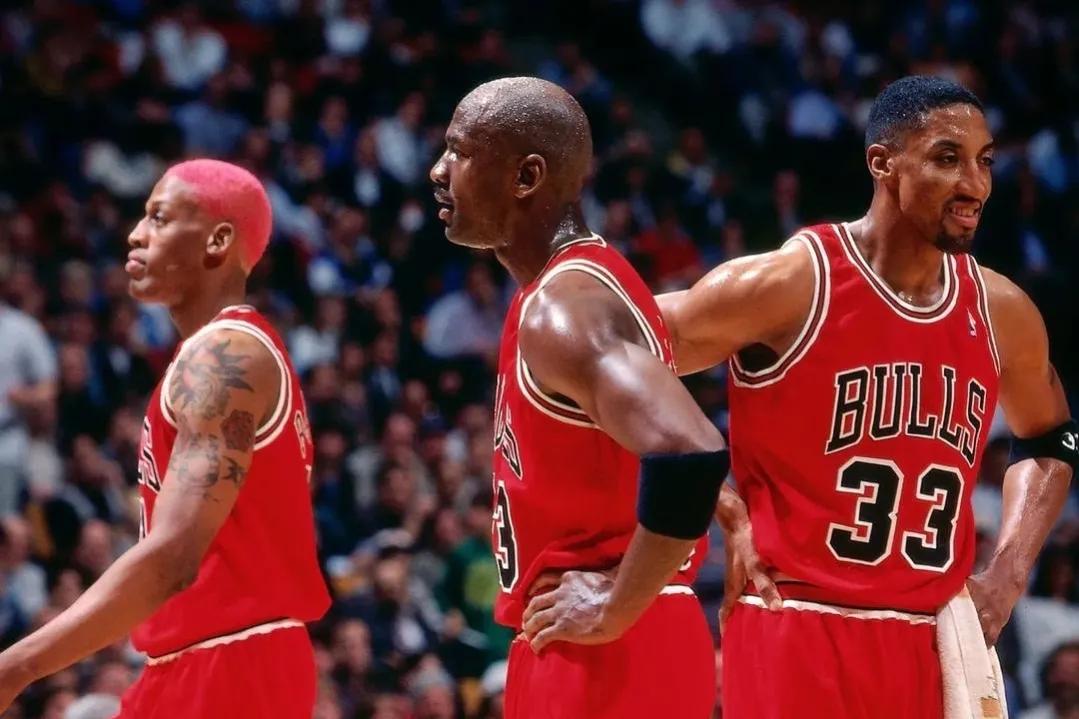 nba艾弗森，这方面杜兰特做得不如乔丹，他的职业生涯最高光的时刻无疑是在掘金队