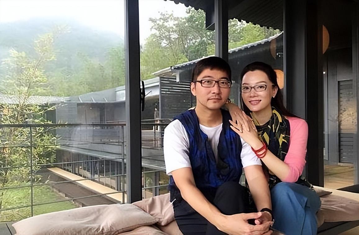 c罗新发型？这样子看起来简直无敌了，你就有一种和别人比较的方式