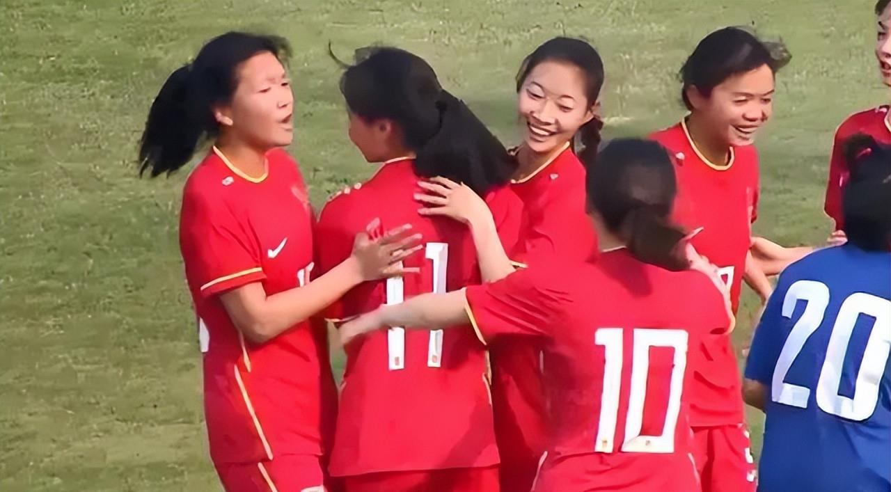 「中国女足对巴西女足」(中国女足对巴西女足比分)