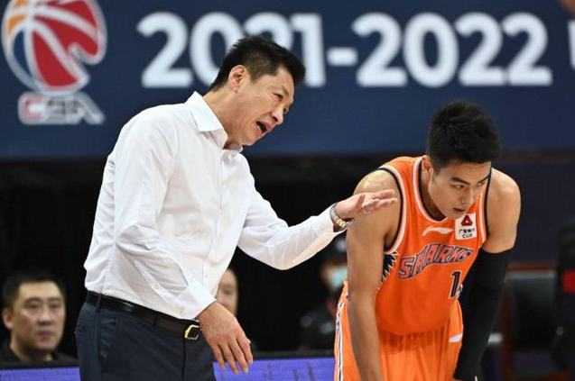 李敬宇，随后北京队打出一波10，最终以70比69战胜上海队