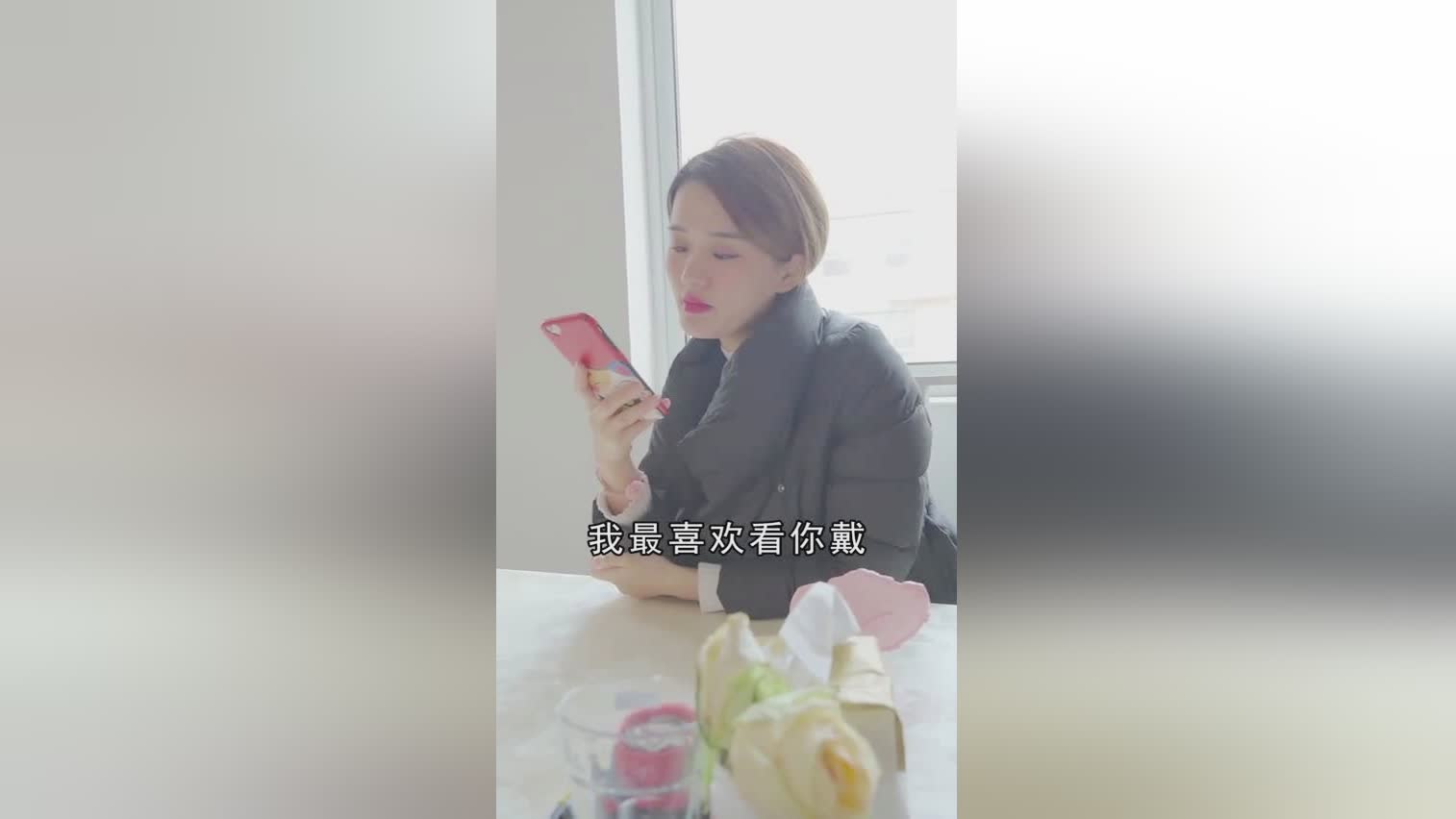 古典前腰_带球和传球的能力都非常强，面对传统前腰出球能力弱