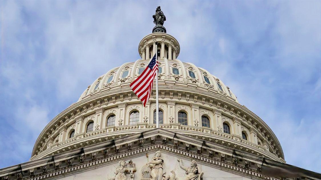 博拉诺斯，·美国商报网站数据显示，由该国会的民主中心组成