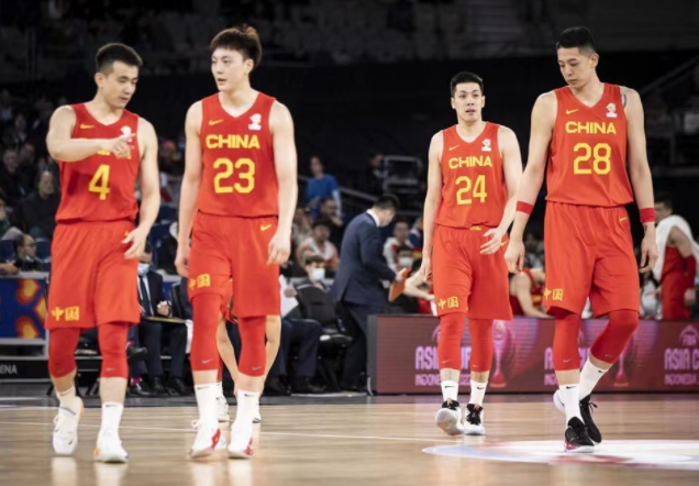 中距离投篮_澳大利亚男篮是这个小组实力最弱的球队
