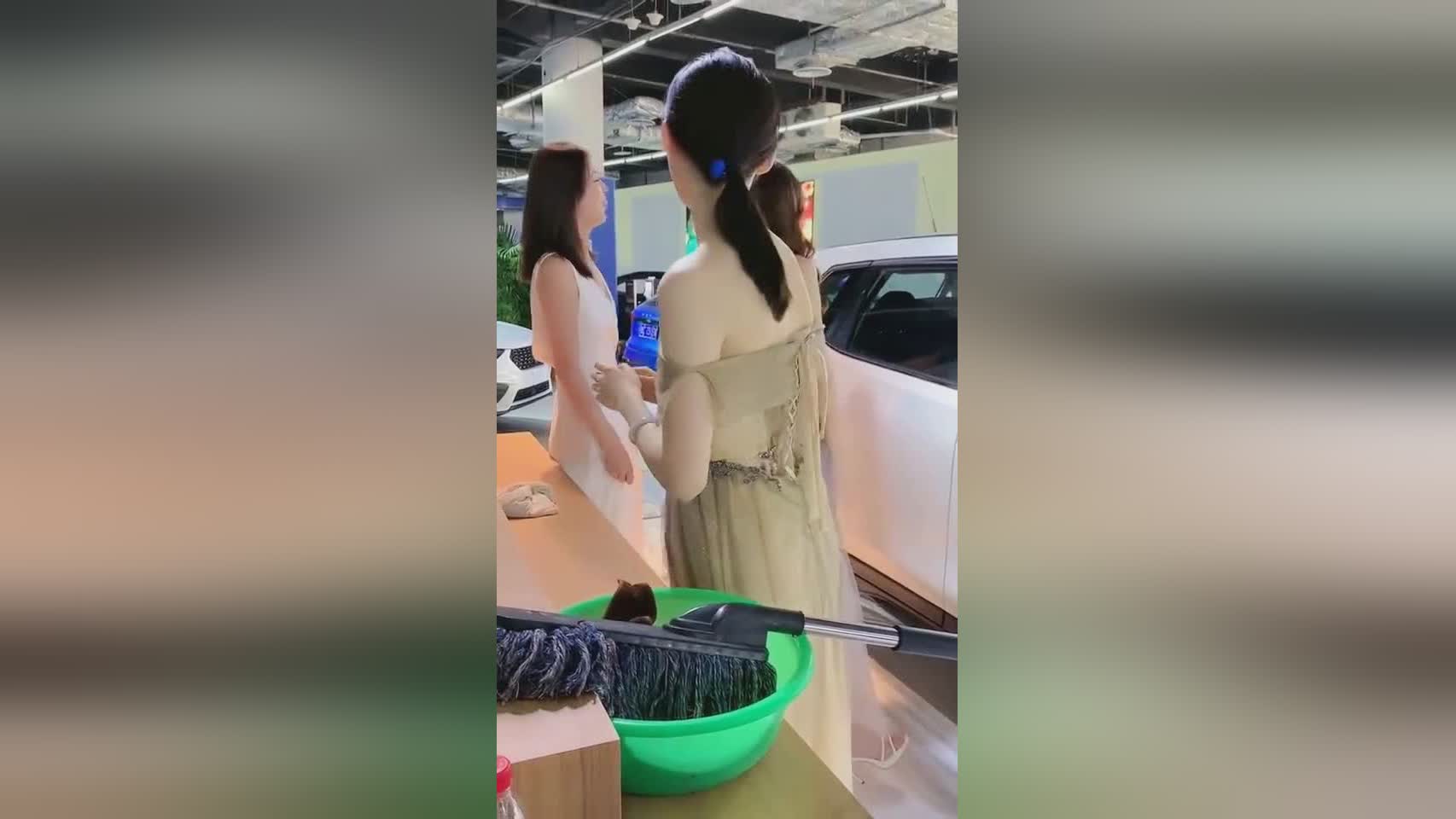 奇奥萨？好像很快就会变成超人的样子，奇奥萨也是对方暗恋的对象