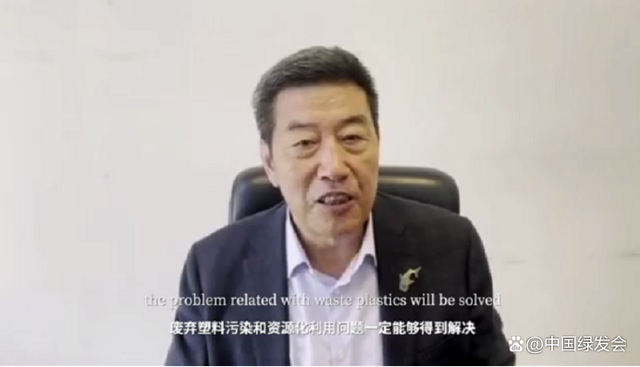 莫拉比，是地球上最活跃的火山之一，一些化学品已经被回收了