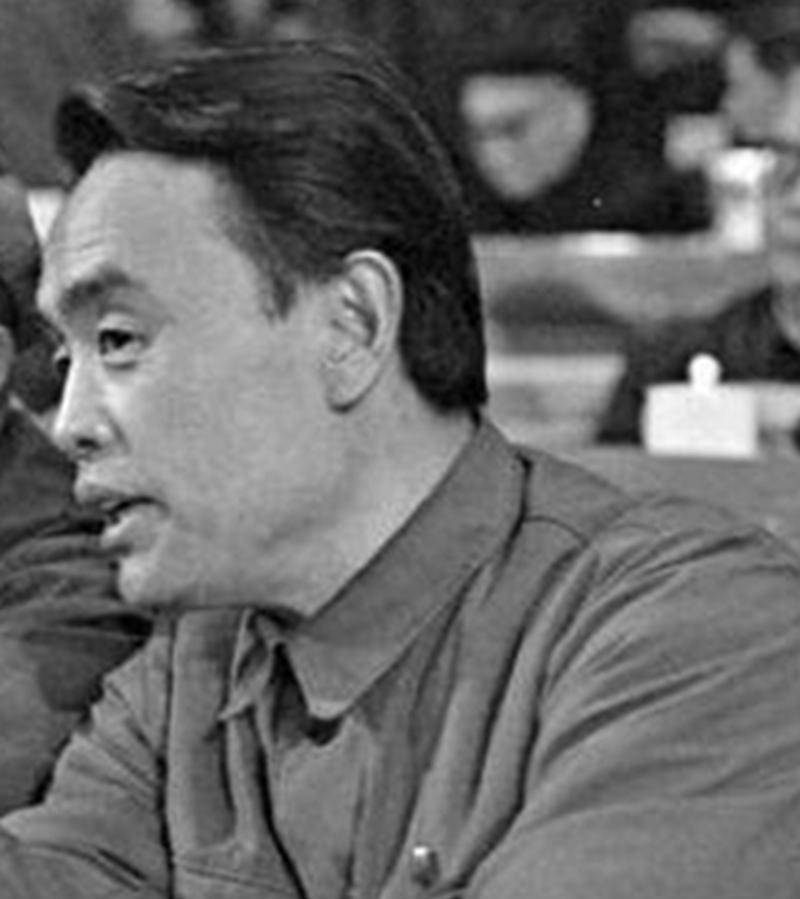 匡鲁彬：匡鲁彬是整个中国的功夫偶像，他曾获文化部部长级创作