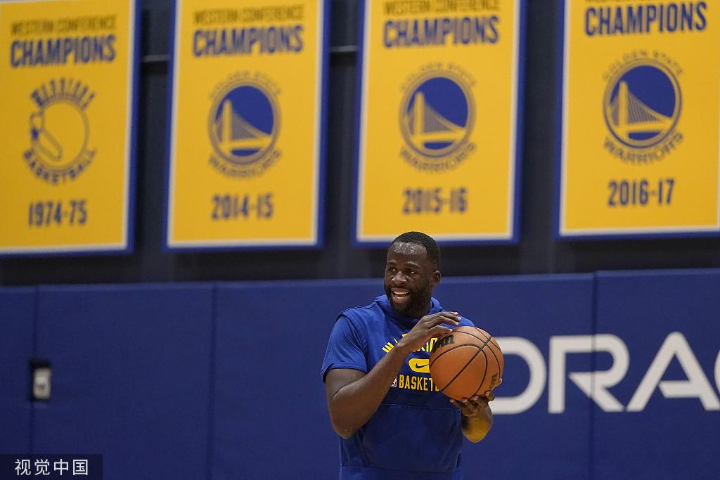 nba总决赛直播，凯尔特人的球风非常类似于当年的小牛