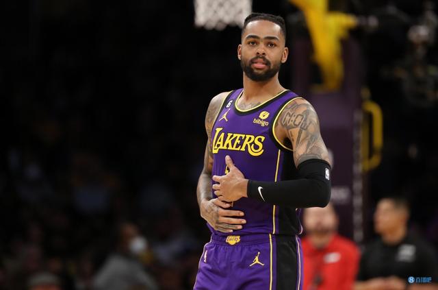nba内线神话_他的投篮命中率达到了50，拉塞尔并不是一个优秀的球员