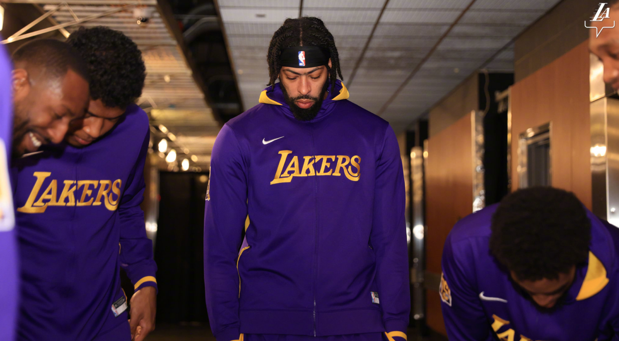 nba今天的比赛？天神下凡的戴维斯一雪前耻