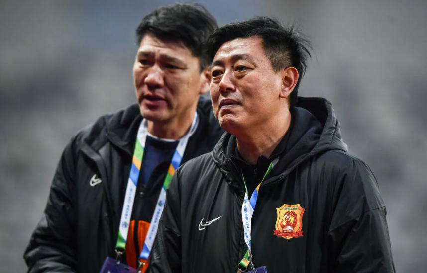 2019中超：武汉卓尔后卫栗鹏在门前将球挡出